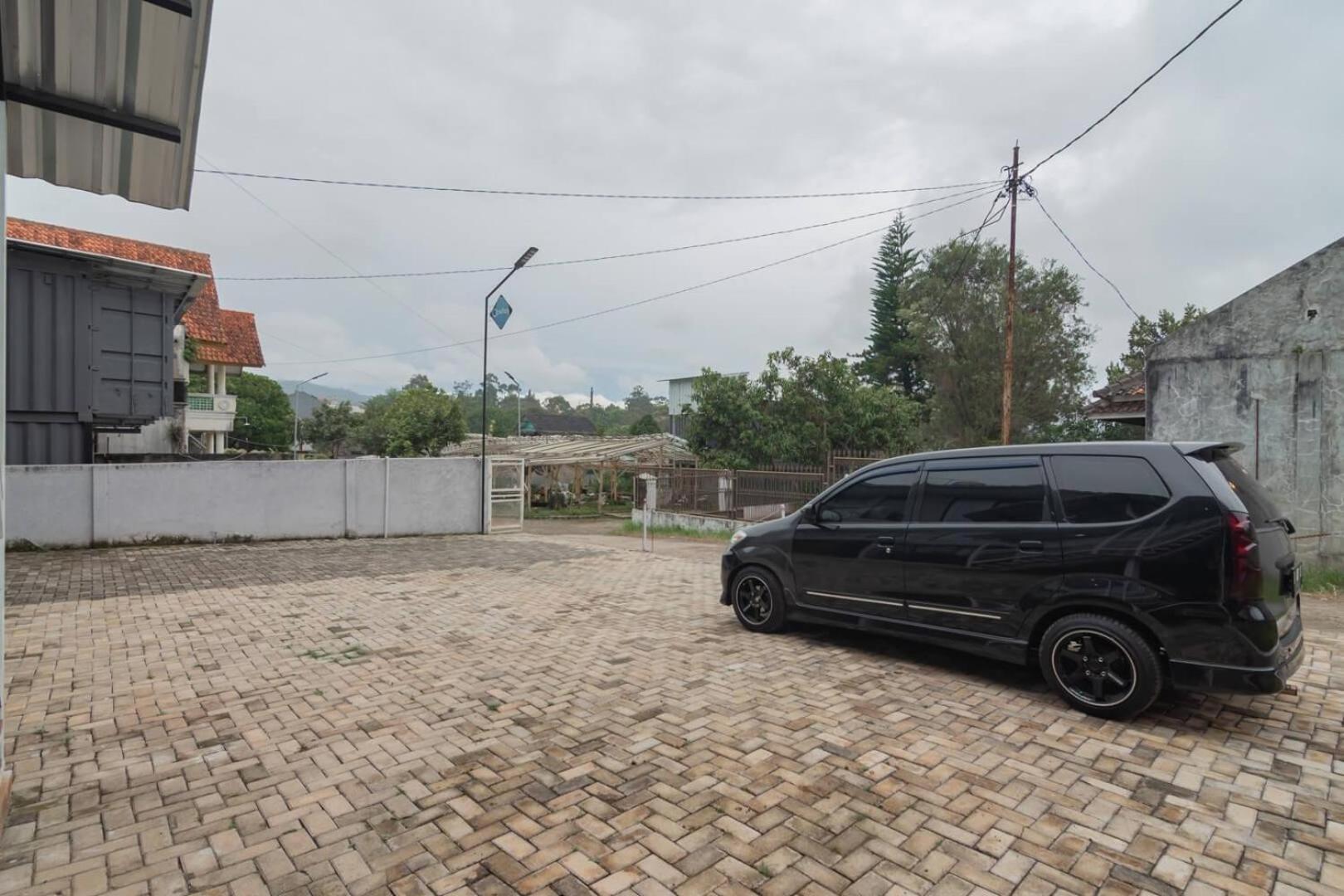 Hotel RedDoorz near Lembang Park&Zoo Zewnętrze zdjęcie
