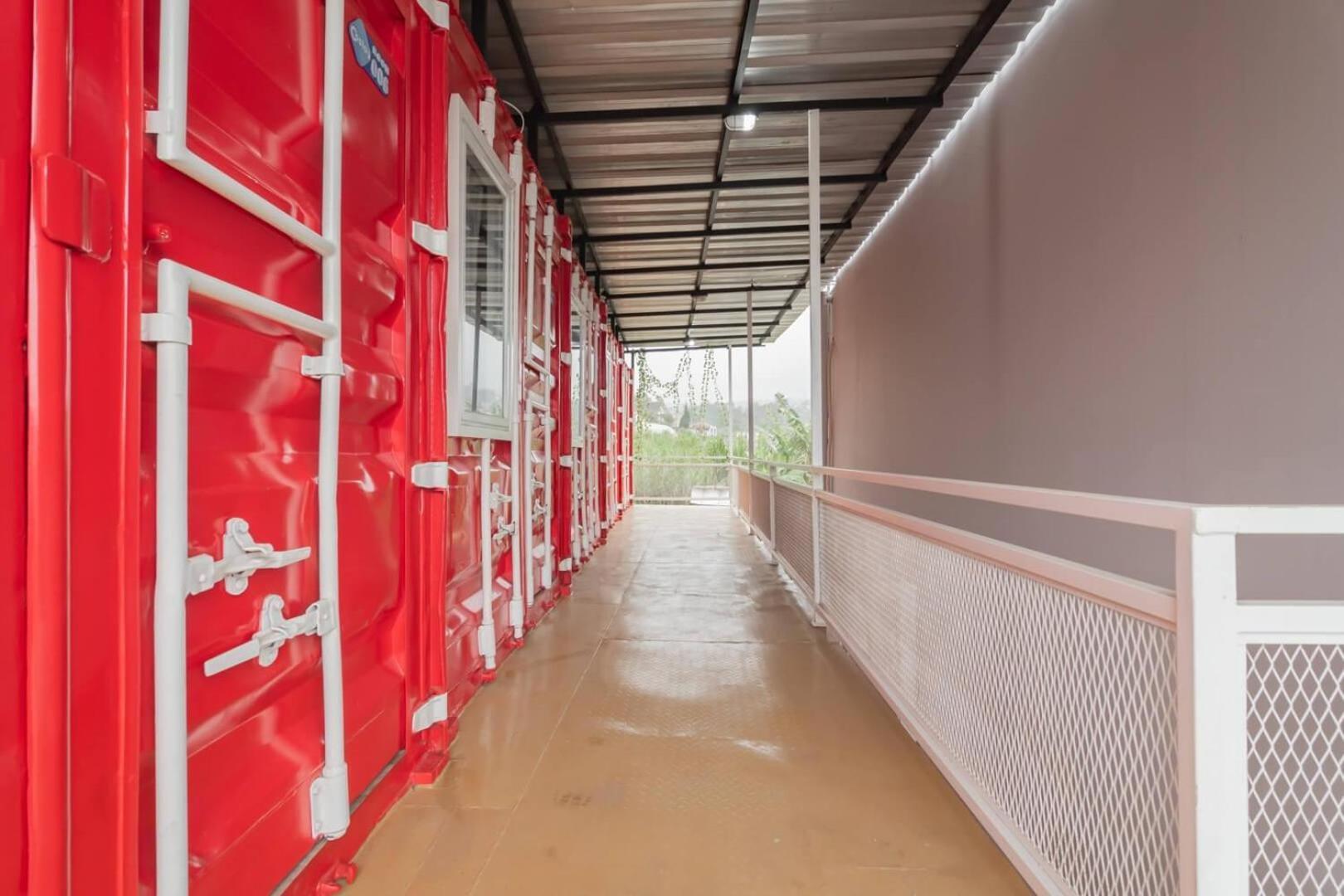 Hotel RedDoorz near Lembang Park&Zoo Zewnętrze zdjęcie